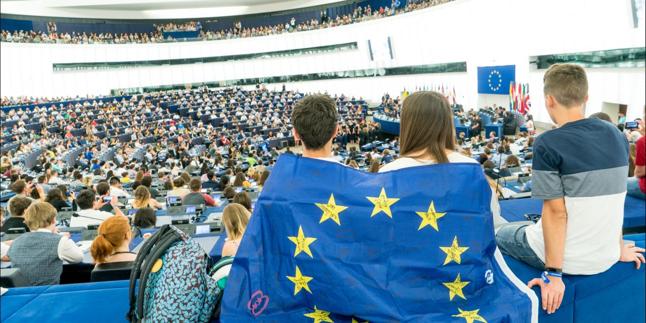 L’Union européenne doit pouvoir défendre la démocratie en son sein
